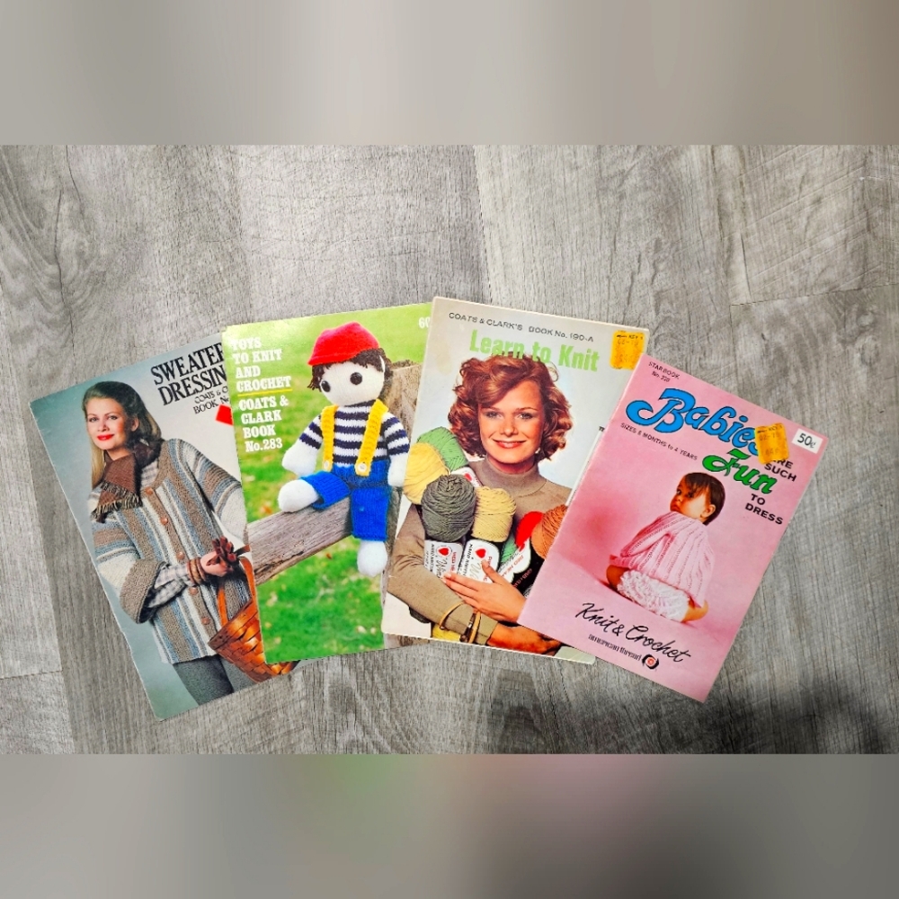 Set of 4 vintage knit/crochet books